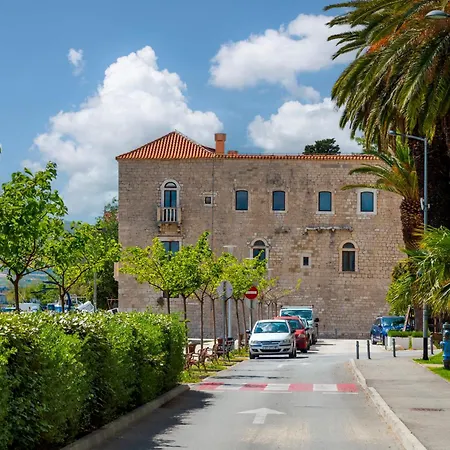 Goreta Apartment Kastela